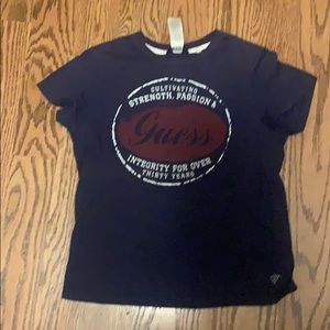 Guess t shirt size L 7 good condition
